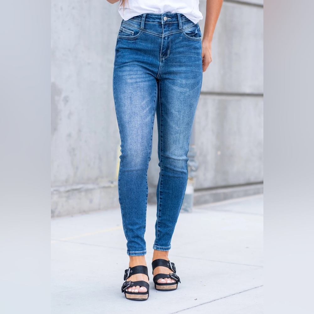 Judy Blue High Rise Front Yoke Skinny Jeans